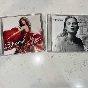 Taylor Swift CD’s Speak Now and Reputation